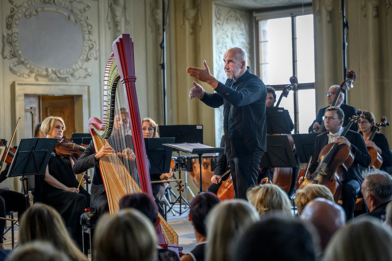 A9 Brahms. Reinecke, 18. června 2023 – Emmanuel Ceysson, Emmanuel Villaume a PKF – Prague Philharmonia (foto Petra Hajská)