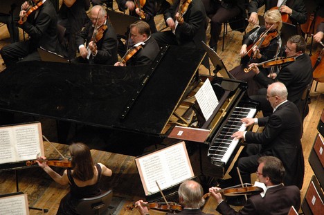 Jaroslav Šaroun v České filharmonii (foto Česká filharmonie)