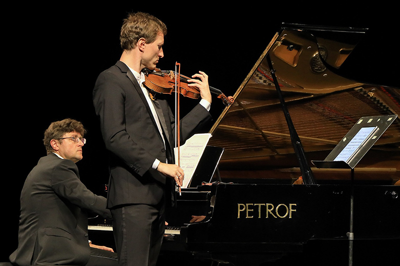 Festival Krumlov, 25. července 2023, Městské divadlo Český Krumlov – Miroslav Sekera a Josef Špaček (zdroj Festival Krumlov)