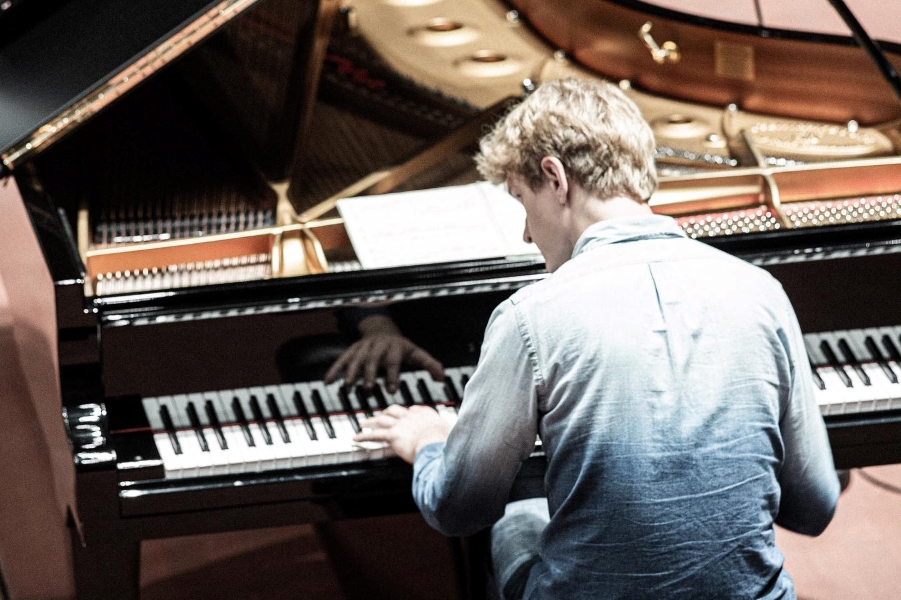 Jan Lisiecki (zdroj Solistes Européens Luxembourg)