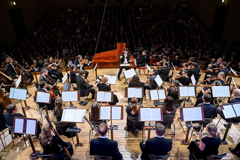 Z Vídně do Varšavy 19. října 2023, Rudolfinum, Dvořákova síň – Václav Luks, Eric Guo a Collegium 1704 (foto Petra Hajská)
