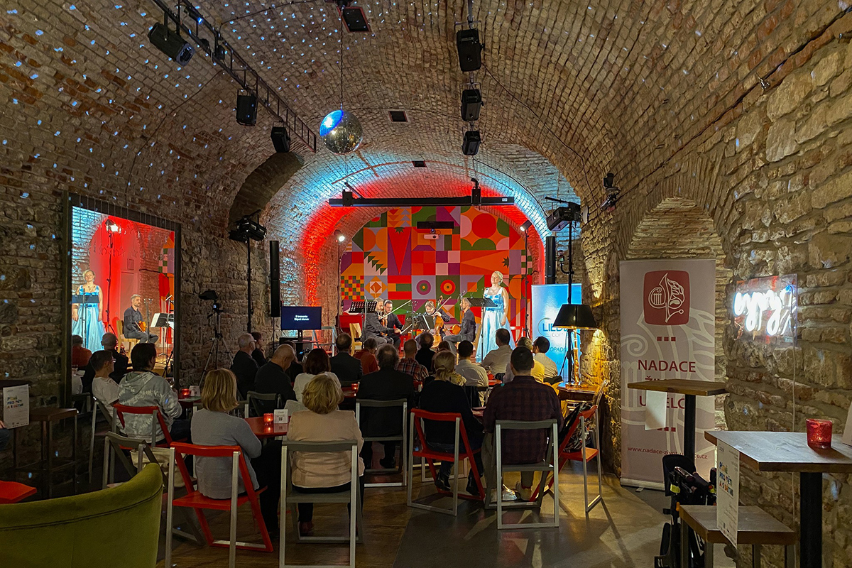 Lieder Company: Smyčce písním sluší, 22. října 2023, Salsita Club – Graffovo kvarteto a Jana Hrochová (zdroj Lieder Company)
