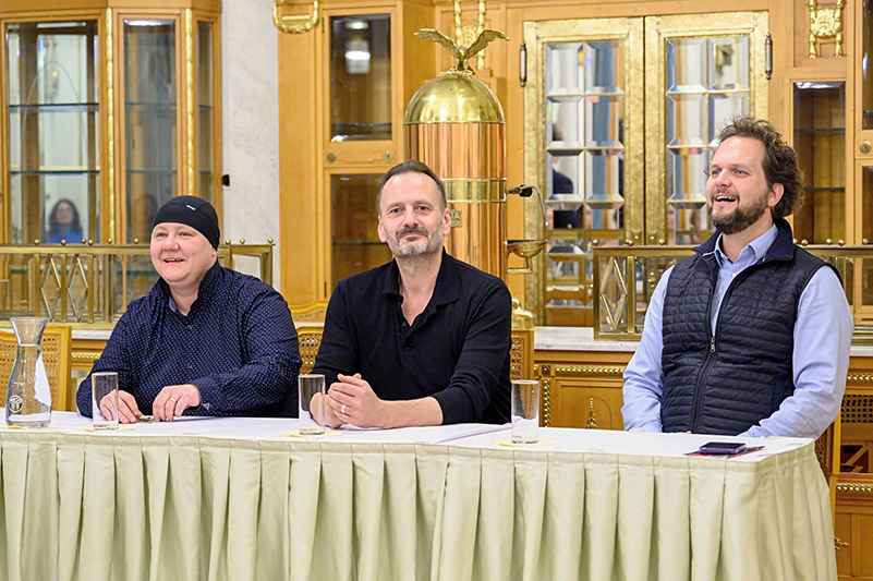 Symfonický orchestr hlavního města Prahy FOK: Star Wars & Planety, 9. listopadu 2023, Obecní dům – Zuzana Rzounková, Kryštof Marek a Tomáš Brauner (foto Petr Dyrc)