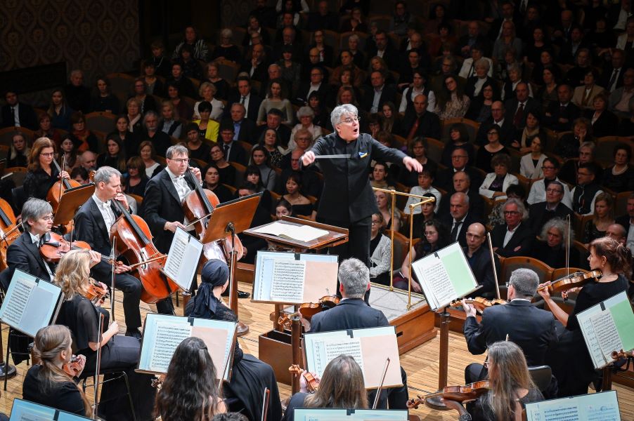 Mykola Diadiura, PKF — Prague Philharmonia, 12. listopadu 2023 (zdroj PKF — Prague Philharmonia, foto Ivan Malý)