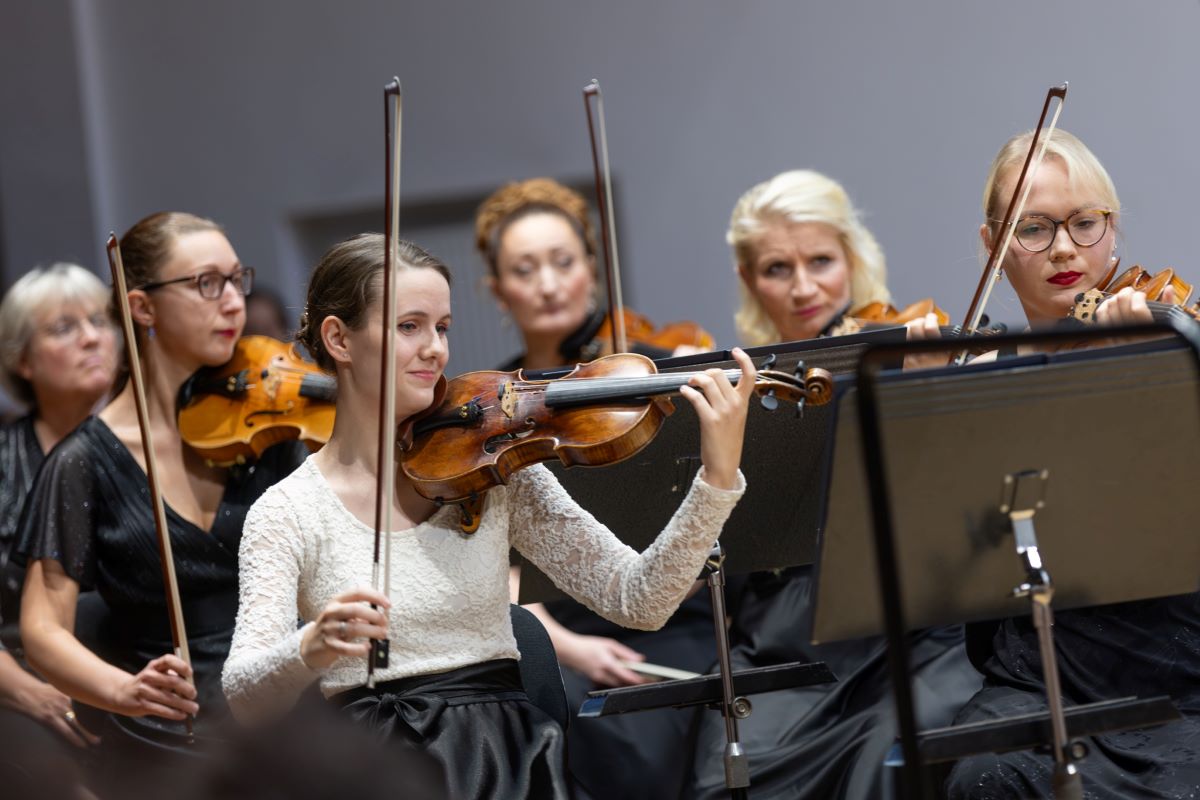 Komorní filharmonie Pardubice (zdroj Komorní filharmonie Pardubice)