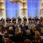 12 violoncellistů Berlínských filharmoniků, 29. listopadu 2023, Španělský sál Pražského hradu (foto Petra Hajská)