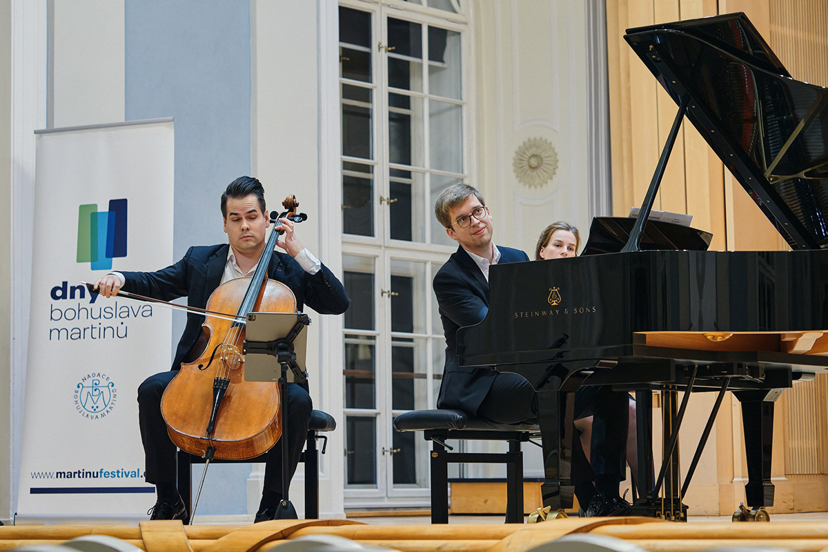 Dny Bohuslava Martinů: Václav Petr & Marek Kozák, 5. prosince 2023, Sál Martinů, Lichtenštejnský palác (foto Michael Romanovský)