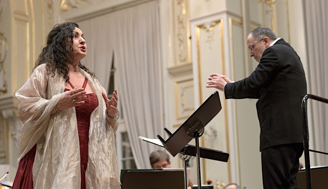 Stella Grigorian (mezzosoprán), Slovenská filharmónia, dirigent Fabrizio Ventura -Bratislava 21./22.1.2016 (foto Ján Lukáš)