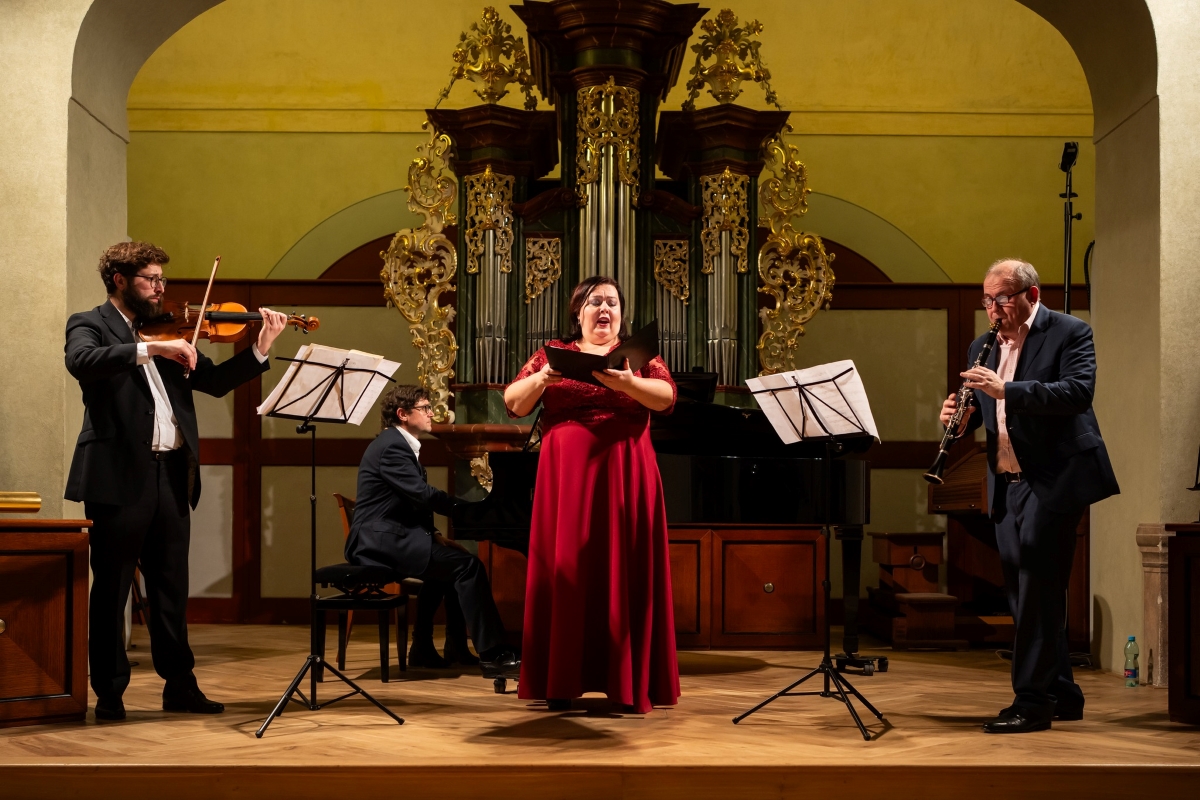 Dvořák, Foerster, Janáček: Ondřej Martinovský, Miroslav Sekera, Lucie Hilscherová, Jindřich Pavliš, 18. prosince 2023, Barokní refektář Profesního domu MFF UK (zdroj PKF—Prague Philharmonia, foto Milan Mošna)