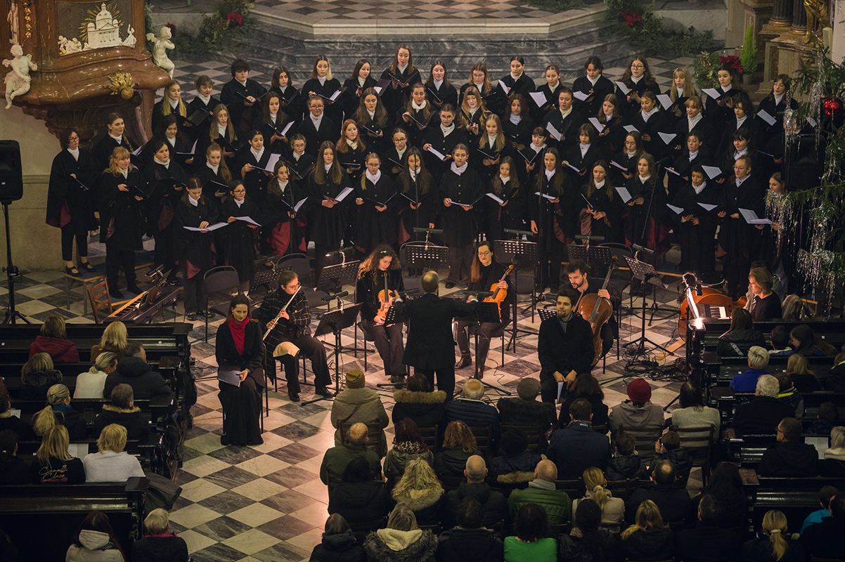 Tradiční vánoční koncert Kantilény, 25. prosince 2023, Katedrála svatého Petra a Pavla, Brno (foto Julian Veverica)