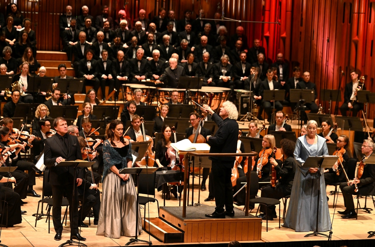 Leoš Janáček: Její pastorkyňa – Aleš Briscein, Agneta Eichenholz, Simon Rattle, Katarina Karnéus, London Symphony Orchestra, London Symphony Chorus, 11. ledna 2024 (zdroj London Symphony Orchestra, foto Mark Allan)