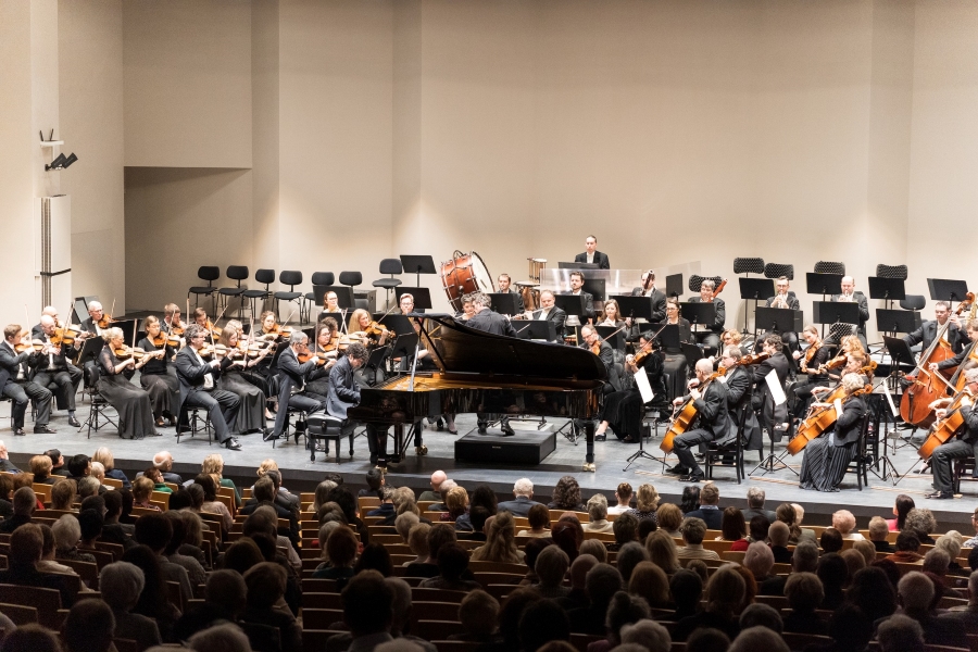 Colli hraje Schumanna: Federico Colli, Christoph Altstaedt, Janáčkova filharmonie Ostrava, 18. ledna 2024, koncertní sál Vesmír, Ostrava (zdroj Janáčkova filharmonie Ostrava)