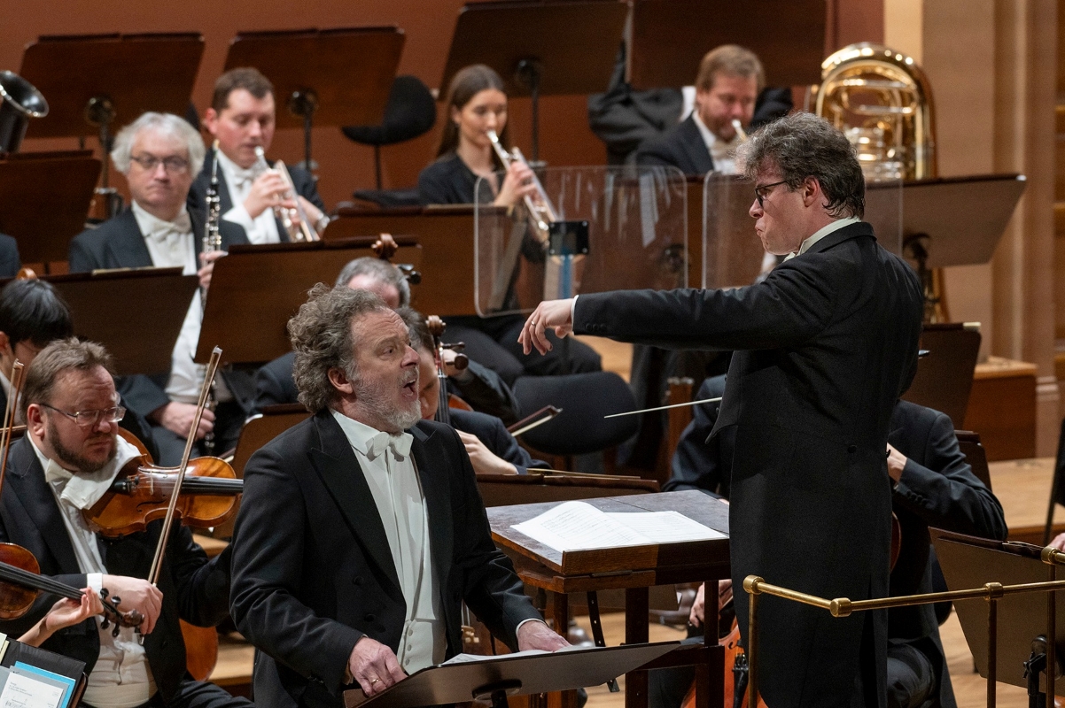 Christian Gerhaher, Jakub Hrůša, Česká filharmonie, 14. února 2024, Rudolfinum, Praha (zdroj Česká filharmonie)