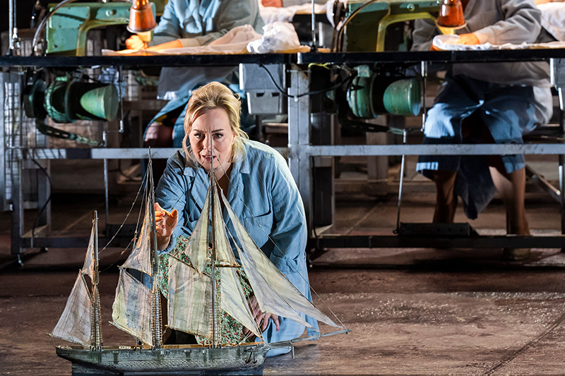 Richard Wagner: Der fliegende Holländer, Royal Opera House, Covent Garden, Londýn – Elisabet Strid (foto Tristram Kenton)