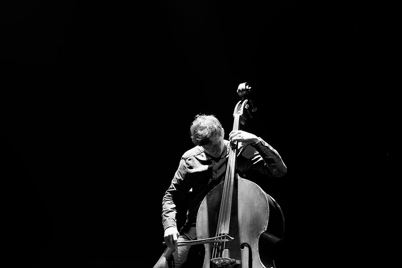 Prague Music Performance – James Tenney: Postal Pieces, 1. března 2024, Divadlo X10 (foto Marek Bouda)