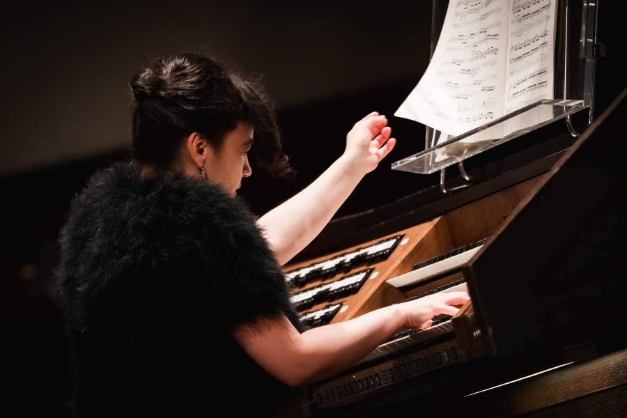 Zuzana Ferjenčíková, 23. března 2024, Smetanova síň, Obecní dům, Praha (zdroj Symfonický orchestr hl. m. Prahy FOK, foto Pavla Hartmanová)