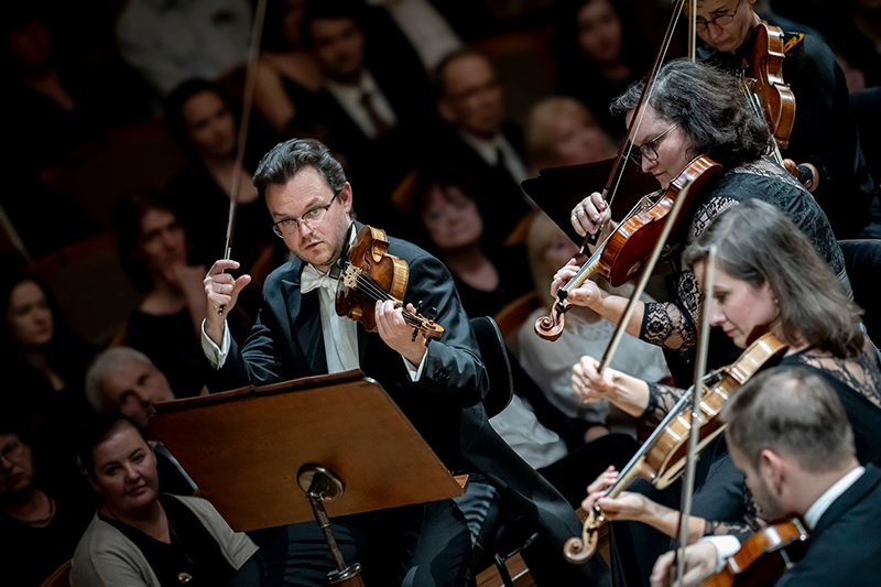 Česká filharmonie • Giovanni Antonini, 8. května 2024, Rudolfinum –Jan Fišer (zdroj Česká filharmonie)
