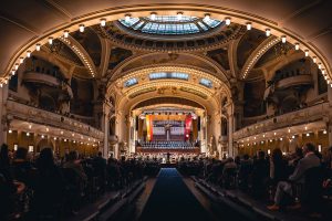 Smetanova síň, Obecní dům (zdroj Symfonický orchestr hl. m. Prahy FOK)