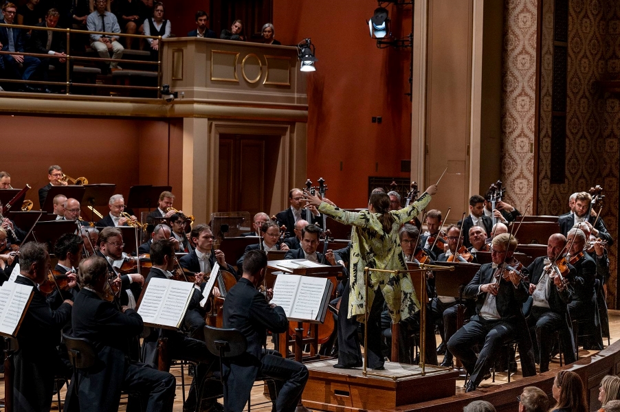 Dalia Stasevska, Česká filharmonie, 20. června 2024, Rudolfinum, Praha (zdroj Česká filharmonie)