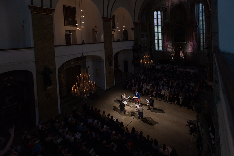 Concentus Moraviae: Huelgas Ensemble – Franko-vlámská polyfonie mezi lety 1400–1600, 25. června 2024, Kostel sv. Šimona a Judy (foto Magdalena Slámová)