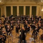 Filharmonie Brno, Brahms & Glass: Dennis Russell Davies (foto Filharmonie Brno)