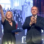 Udělování cen ministryně kultury Slovenské republiky, 19. září 2023, Sloupová síň Slovenské filharmonie, Reduta – ministryně kultury Slovenské republiky Silvia Hroncová a generální ředitel Slovenské filharmonie Marián Turner (foto Alexander Trizuljak)