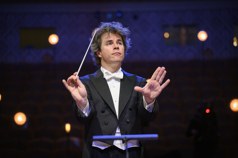 Jakub Hrůša - Jarní hvězdy České filharmonie III (foto Petra Hajská)