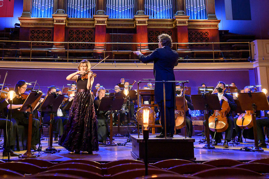 Lisa Batiashvili, Jakub Hrůša a Česká filharmonie - Jarní hvězdy III (foto Petra Hajská)