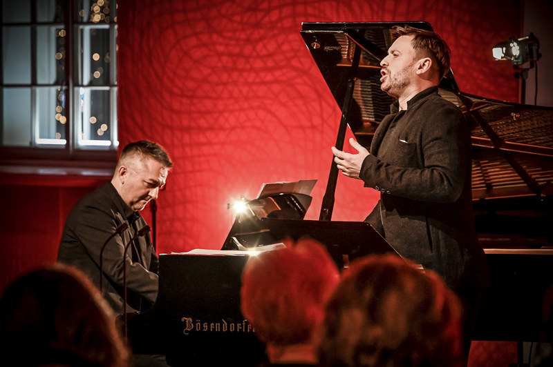 Recitál Pavel Bresik a Róbert Pechanec, Janáček Brno, 30. listopadu 2021 (foto Marek Olbrzymek)
