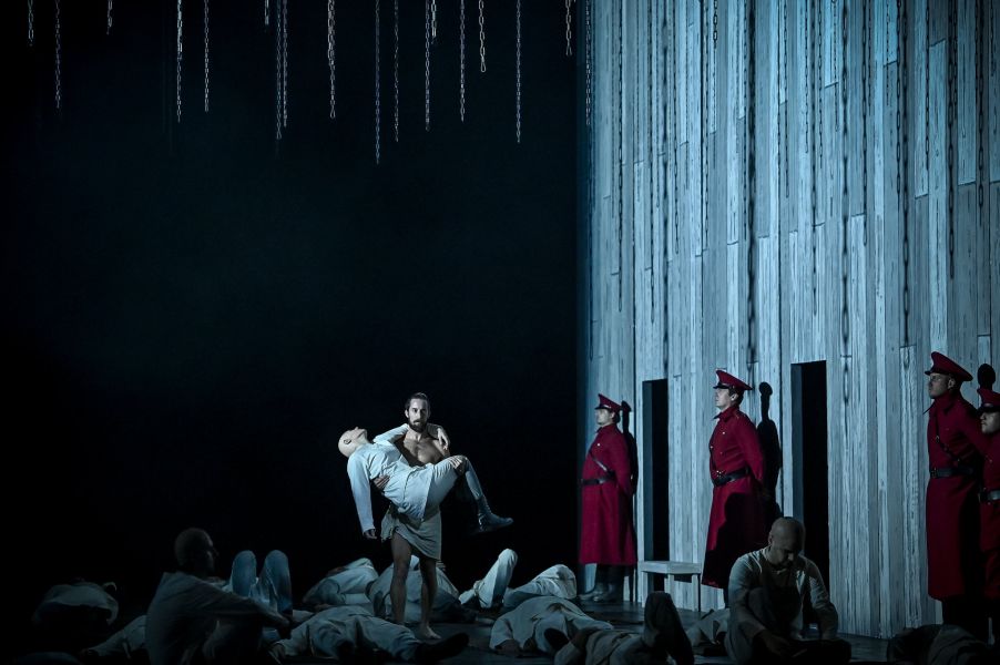 Leoš Janáček: Z mrtvého domu/Glagolská mše – Janáčkova opera (foto Marek Olbrzymek)