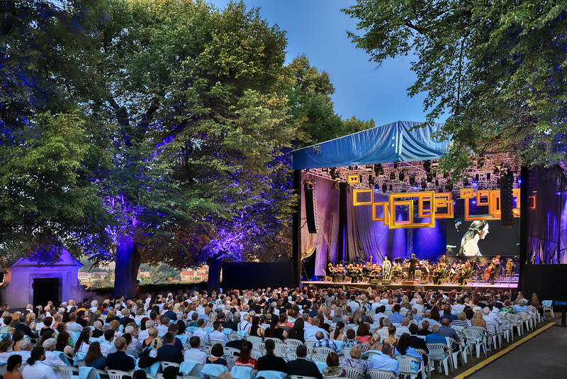 Festival Krumlov – Operní gala, 15. července 2023, Letní jízdárna Český Krumlov – Zuzana Marková, Charles Castronovo, David Giménez Carreras a PKF – Prague Philharmonia (foto Libor Sváček)