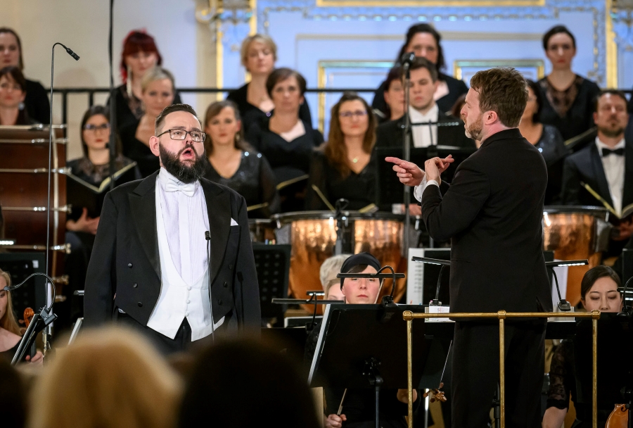 Slavné operní sbory: Pražský filharmonický sbor, Prague Philarmonia, Pavel Švingr, Lukáš Vasilek, 21. dubna 2024, Španělský sál, Pražský hrad (zdroj Pražský filharmonický sbor, foto Petra Hajská)