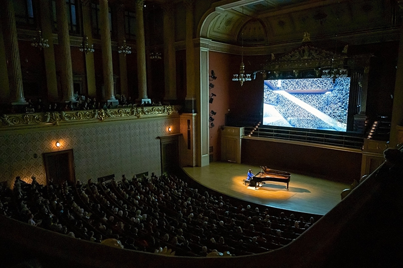 Symfonický orchestr hl. m. Prahy FOK: Alice Sara Ott – Klavírní recitál Ozvěny života, 15. dubna 2023 (foto Petr Dyrc)