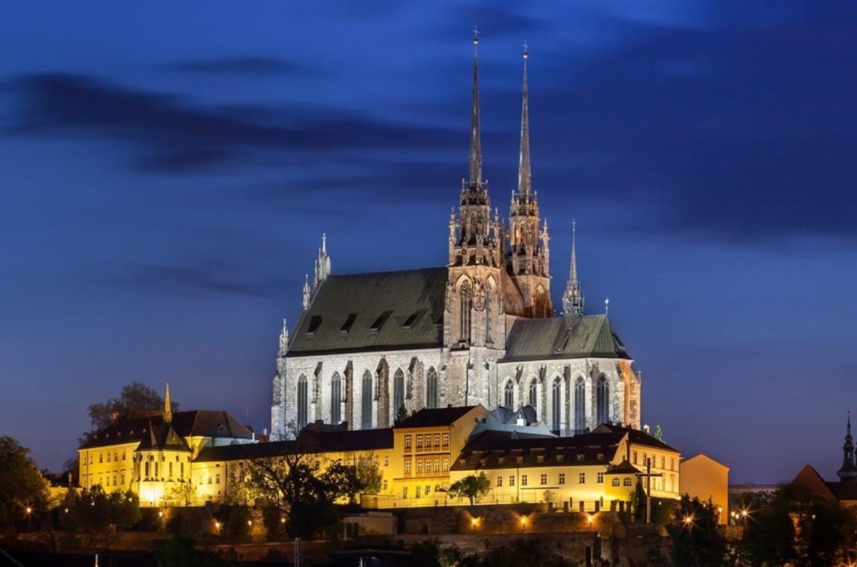 Katedrála sv. Petra a Pavla, Brno (zdroj Kudy z nudy)