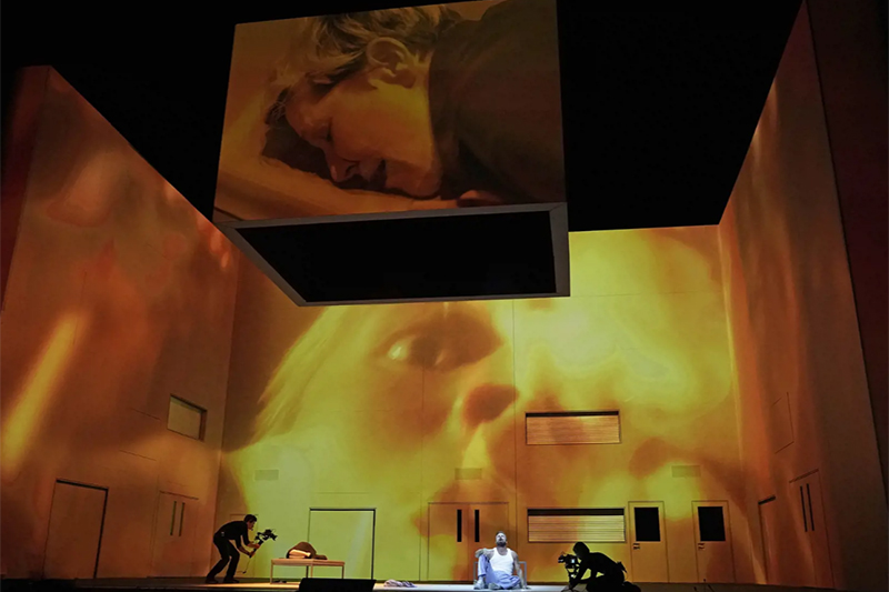 Jake Heggie: Mrtvý muž přichází, Metropolitní opera – Joyce DiDonato a Ryan McKinny (zdroj Aerofilms)