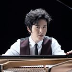 Li Yundi (zdroj Deutsche Grammophon, foto Wing Shia)