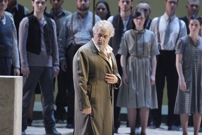 Giuseppe Verdi: Nabucco - Plácido Domingo (Nabucco) - ROH 2016 (foto © ROH/Catherine Ashmore)