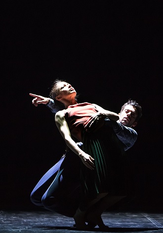 O.K.Tangen: ...a zmizeli - Cristina Porres Mormeneo, Graziano Bongiovanni - JD České Budějovice 2016 (foto Michal Siroň)