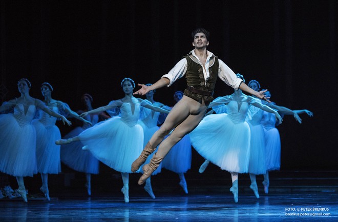 Adolphe Charles Adam: Giselle - Jonatan Lujan (Hilarion) – SND 2016 (foto Peter Brenkus)