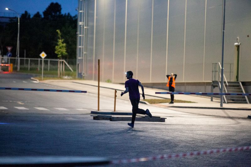 Agáta Jarošová a Viktor Černický – Točením uvolnit (foto Dragan Dragin)