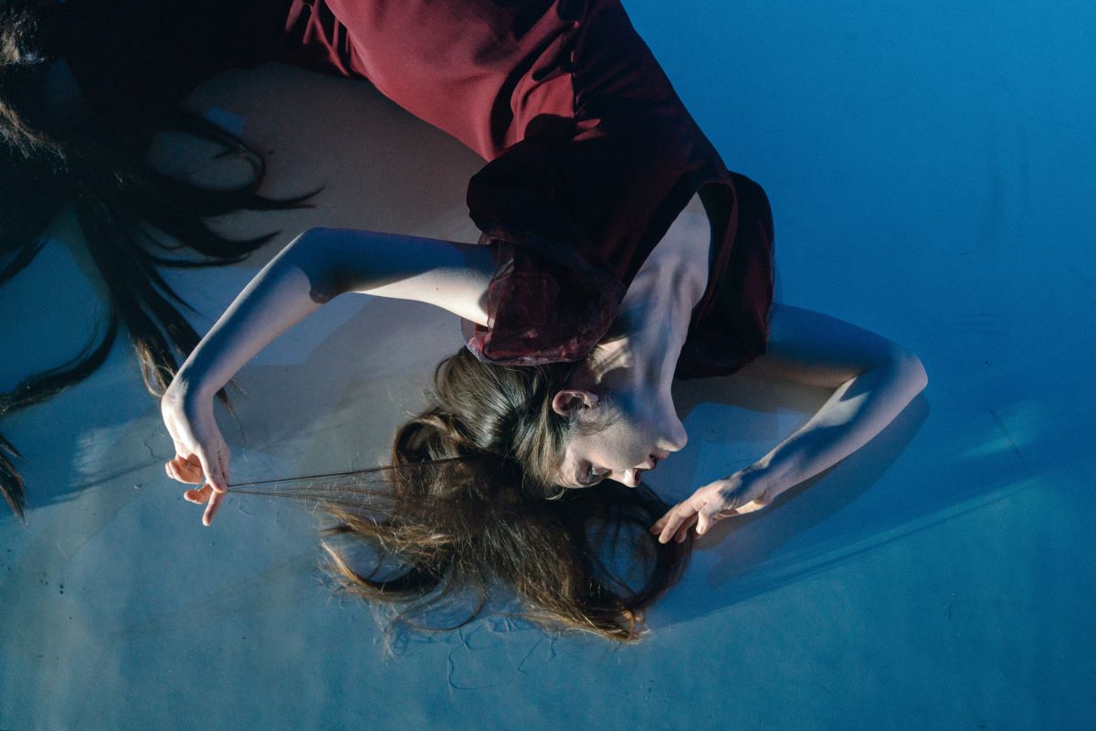 Agáta Jarošová – Vlasy (Natalia Tun, foto František Plzák)