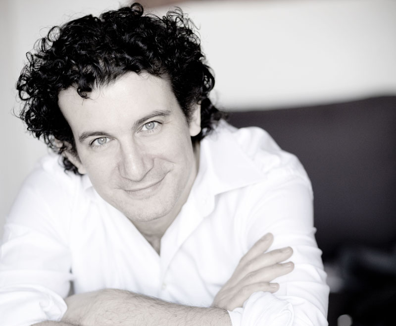 Alain Altinoglu (foto Marco Borggreve)