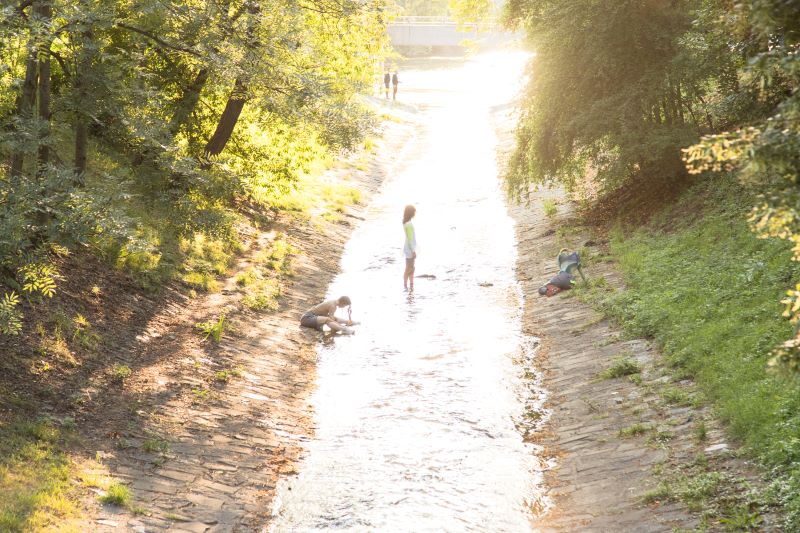 Alica Minar a Dorota Michalak – Lush Blast (foto Darja Lukjanenko)