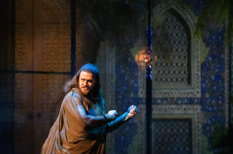 Antonín Dvořák: Armida – Andrii Kharlamov, Divadlo J. K. Tyla Plzeň (foto Martina Root)