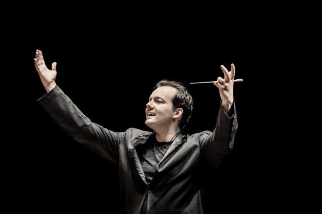 Andris Nelsons (andrisnelsons.com)