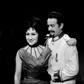 E.Hlobil: Anna Karenina - Naděžda Honzíková (Anna Arkaděvna Karenina) - JD České Budějovice 1972 (foto archiv JD)