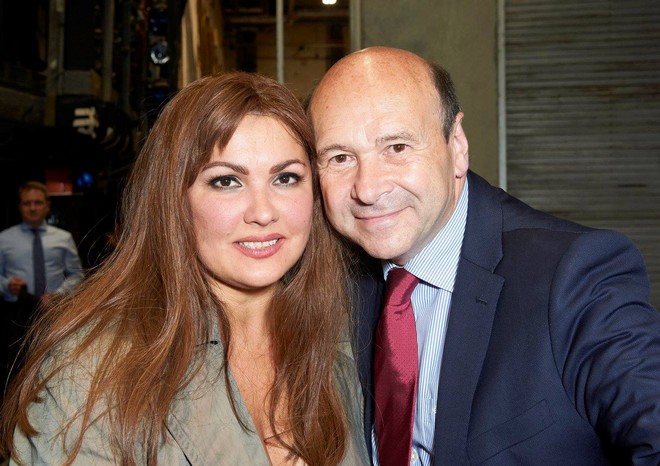 Anna Netrebko a ředitel Wiener Staatsoper Dominique Meyer (foto © Wiener Staatsoper - Michael Pöhn)