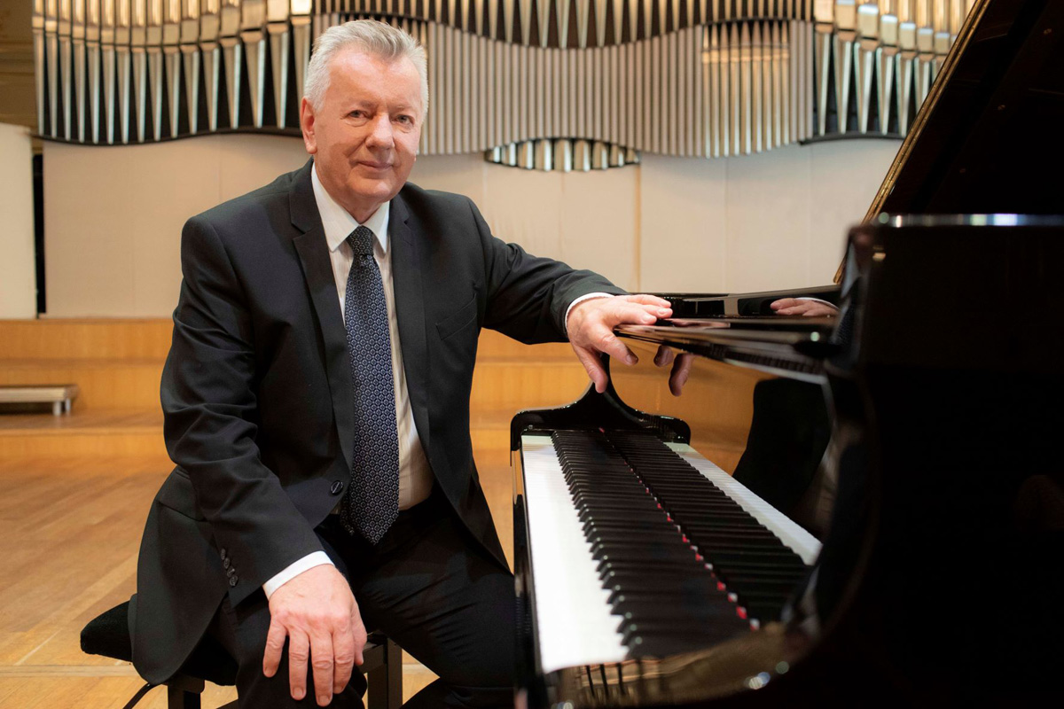 Marián Lapšanský (zdroj Slovenská filharmonie)