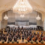 Daniel Raiskin a Slovenská filharmonie (foto Peter Brenkus)