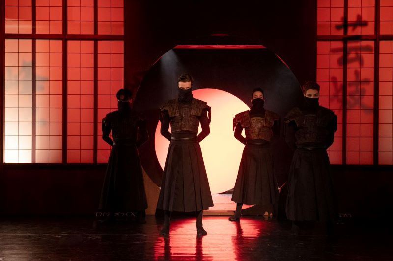 Balet DJKT Plzeň – Geiko (foto Irena Štěrbová)